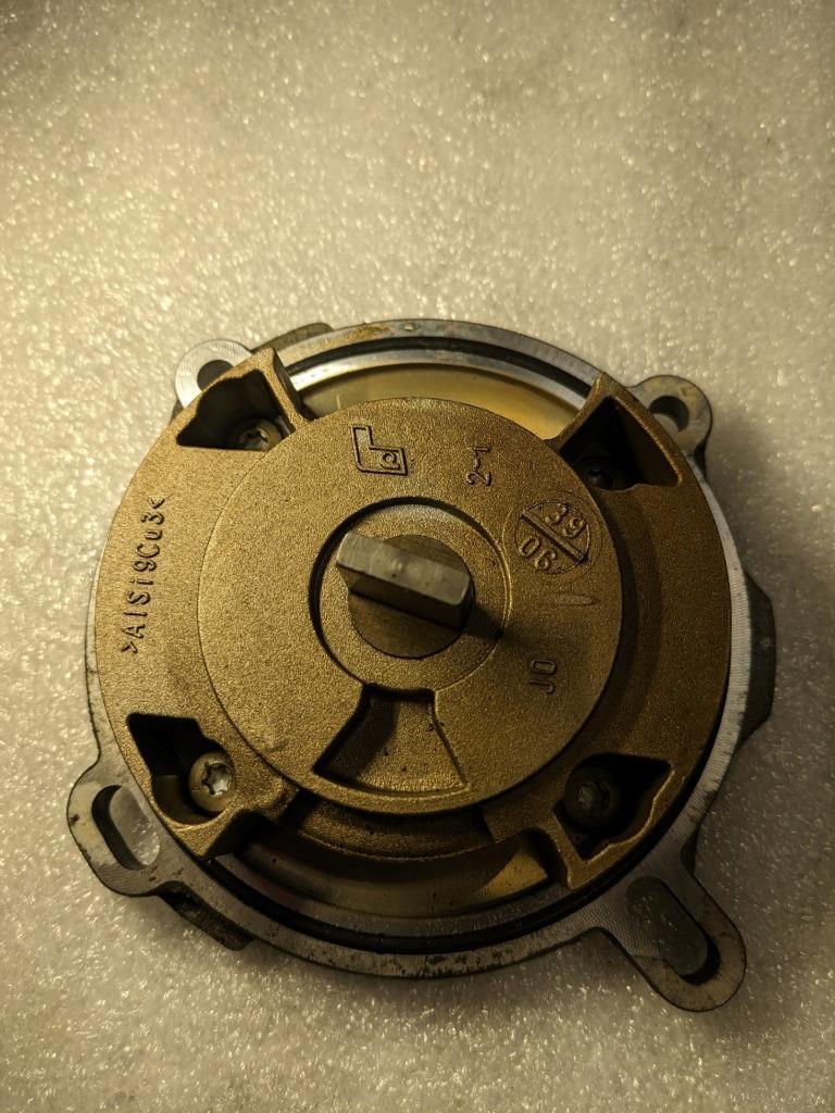 PORSCHE 911/996 SECONDARY OIL PUMP 99710702103 USED 996B.G.L.