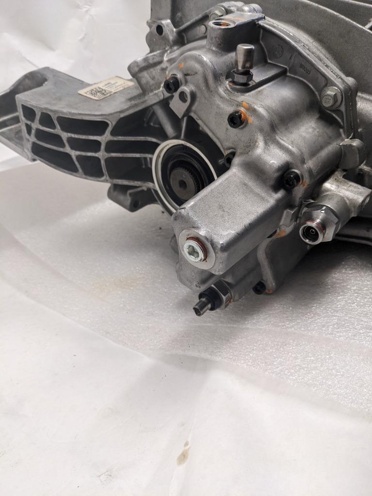 GM 23398957 DIFFERENTIAL CARRIER FOR MANUAL TRANSMISSION 14-17 CORVETTE NEW B3B2