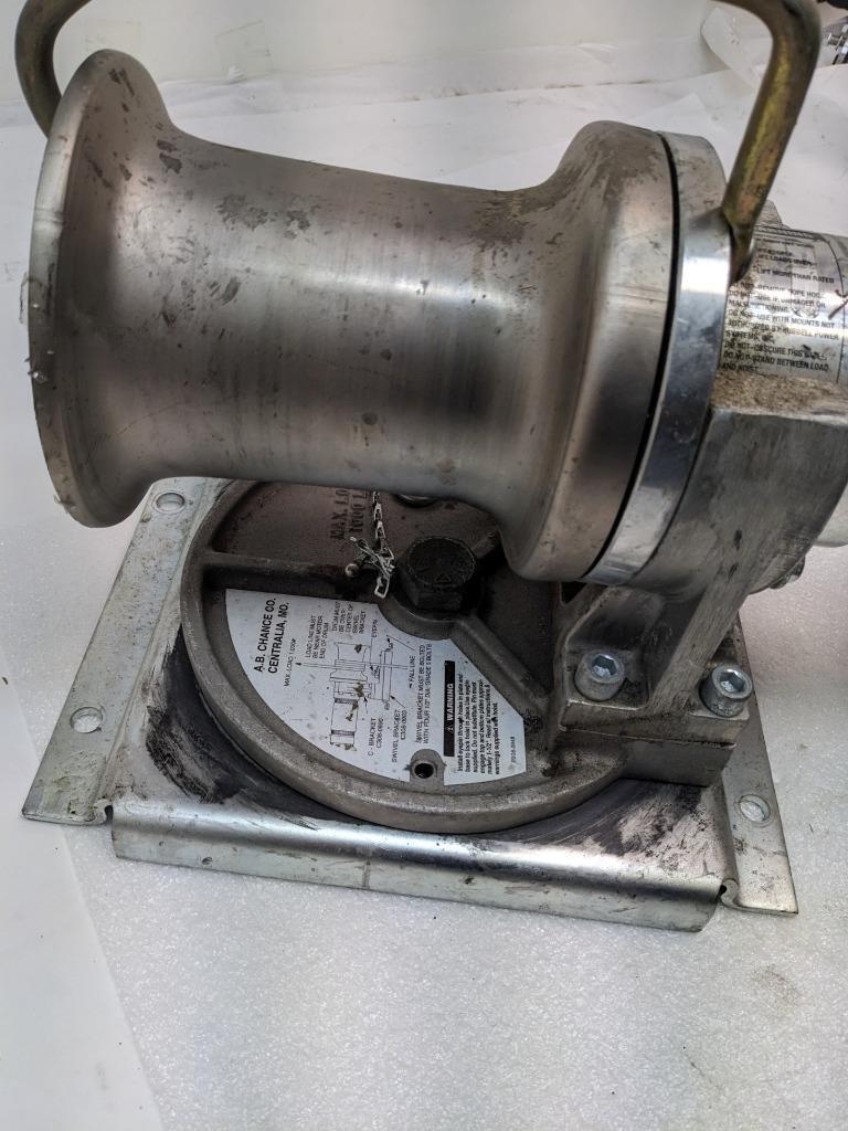 AB CHANCE C308-1170 CAPSTAN HOIST 1000 LB CAPACITY WITH SWIVEL BASE 115V USED H1