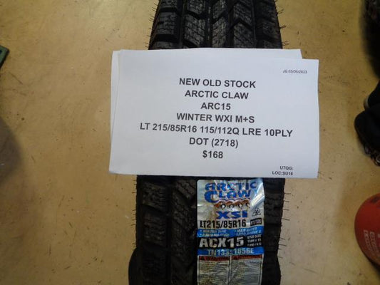 NOS ARTIC CLAW WINTER WXI LT 215 85 16 115/112Q LRE 10PLY TIRE ARC15 SU16 BQ3
