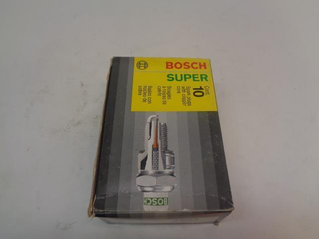 BRAND NEW BOSCH CHEVY MITSUBISHI SUPER SPARK PLUG 10 PACK 7563 R13T3