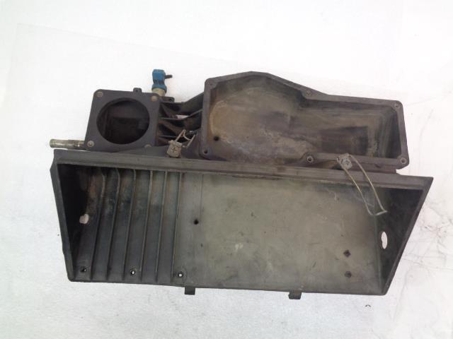 PORSCHE 91111014000 AIRBOX AIR INTAKE FILTER HOUSING FOR 1973 911 T USED R23