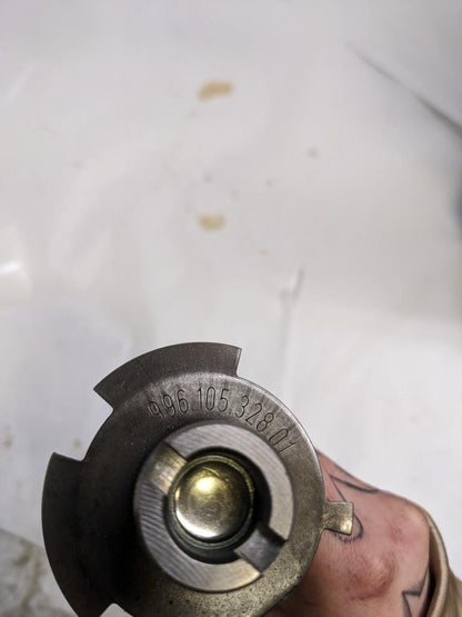 PORSCHE BOXSTER 987 05-08 ENGINE RIGHT INTAKE CAMSHAFT 99610532801 USED 996G.LT3