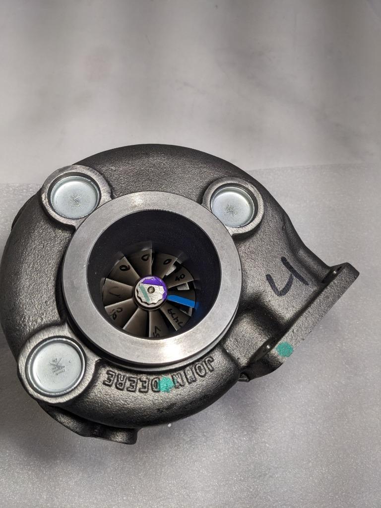 JOHN DEERE/BORGWARNER RE547699 TURBOCHARGER NEW E2