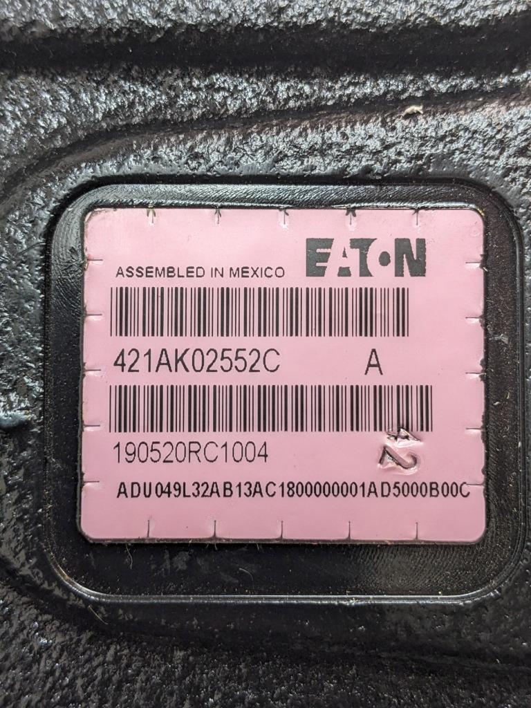 EATON 421AK HYDRAULIC AXIAL PISTON PUMP-BLACK- 421AK02552C #2 NEW H1