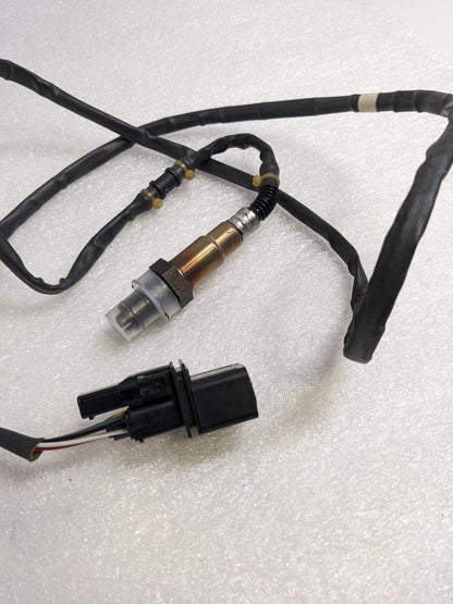 PORSCHE 94860612802 OXYGEN SENSOR FOR 03-06 CAYENNE S 4.5L V8 955 NEW PGB2TA