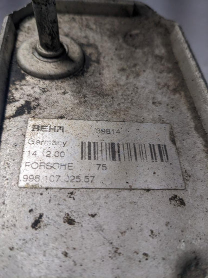 PORSCHE 911 OIL COOLER/RESERVIOR 99610702557 USED 996B.G.L.