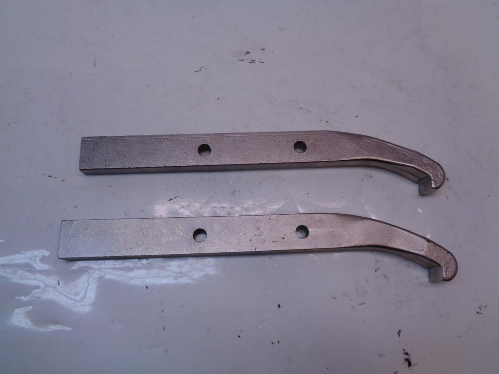 NEW OTC PULLING JAWS 16 3/4" & 17" LONG (ONLY THE JAWS, NOT THREAD & SCREW)  R22