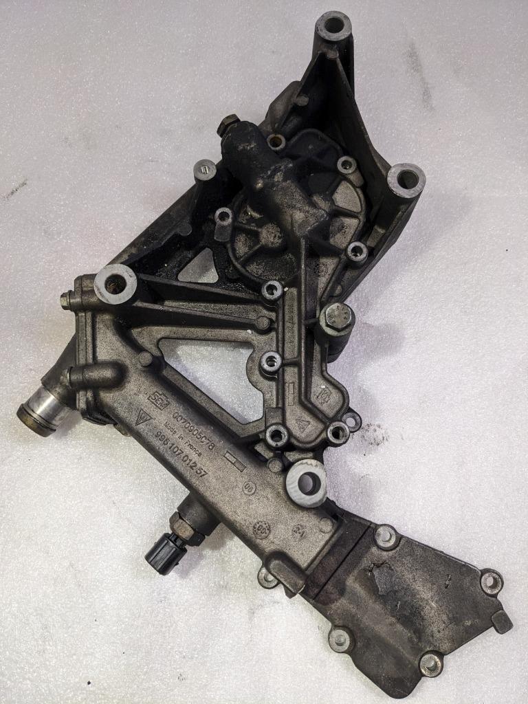 PORSCHE 911 996 ENGINE OIL PUMP HOUSING OEM 99610701257 USED 996BGL