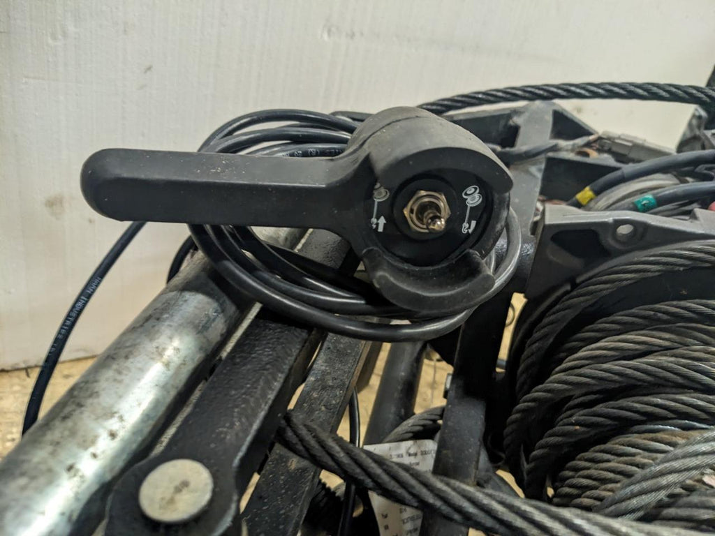 WARN 12000 LB RAM 12000 SERIES HIGH TORQUE WINCH B2
