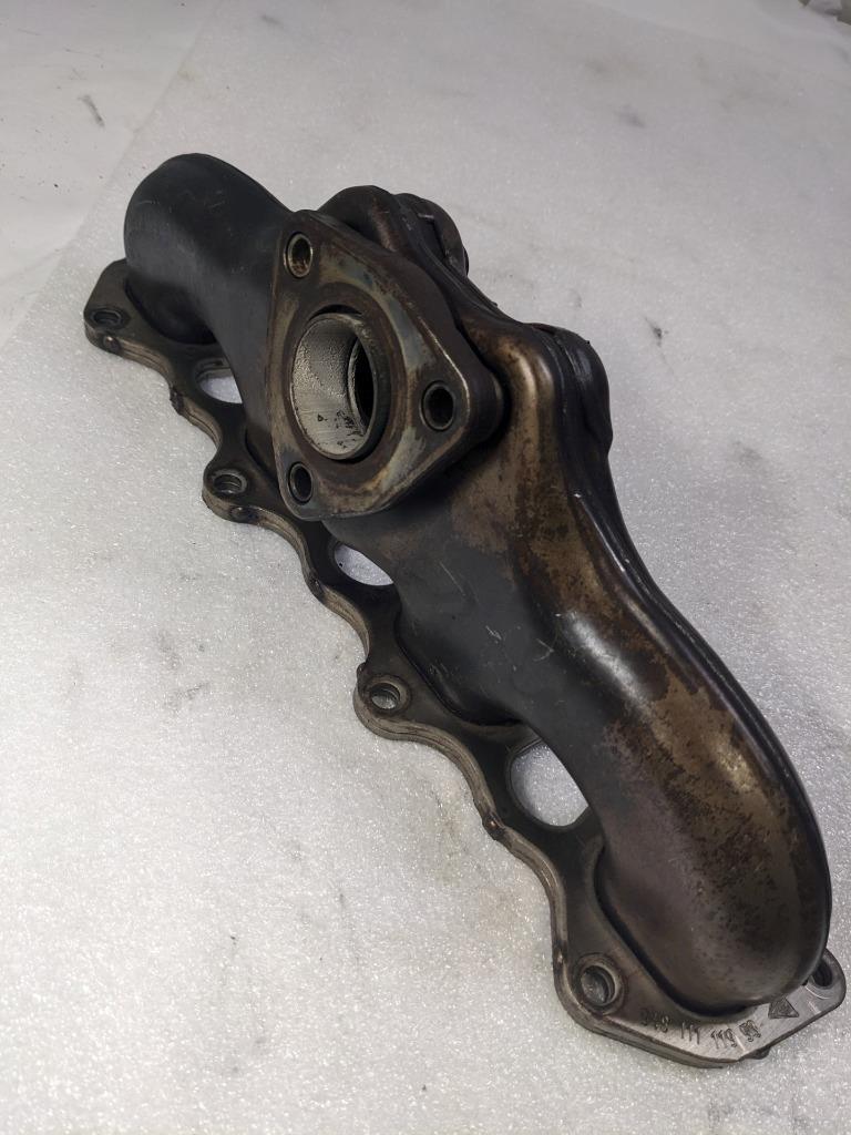 PORSCHE CAYENNE EXHAUST MANIFOLD TURBO 4.5L 94811111953 USED 996BGL