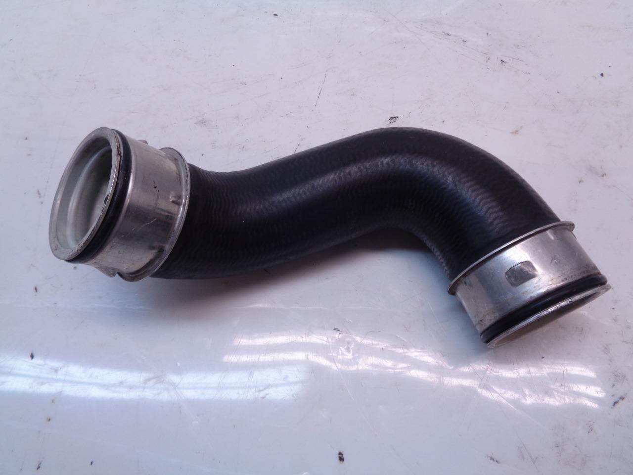 USED PORSCHE WATER HOSE / COOLANT HOSE FOR PORSCHE 911 996 106 201 77 R24T5