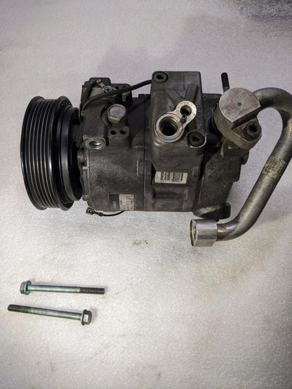 PORSCHE 911 996 DENSO AIR CONDITIONING COMPRESSOR 99612601151 USED 996BGL