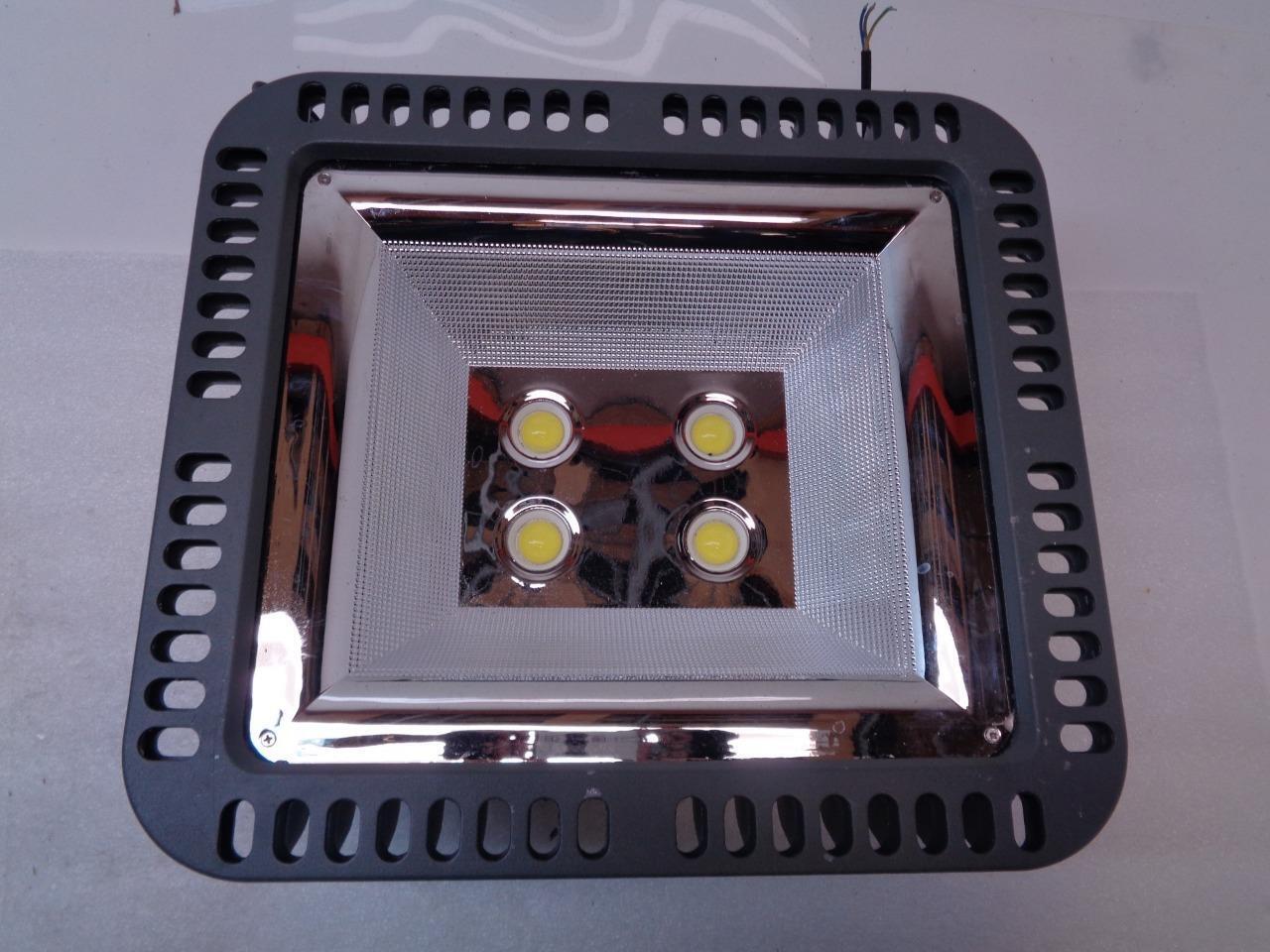 DAMAGED PROJECT-LIGHT LAMP / FLOOD LIGHT 200W SR