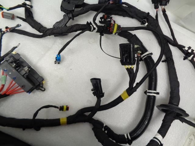 POLARIS 2416636 HARN-CHASSIS FOR 2023 POLARIS RZR T 96X74 USED R 16