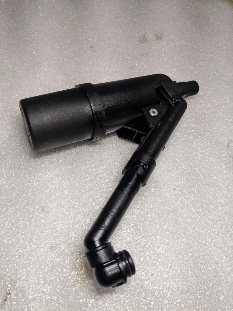 PORSCHE 996 CARRERA ENGINE OIL SEPERATOR 99610708054 USED 996B.G.L.