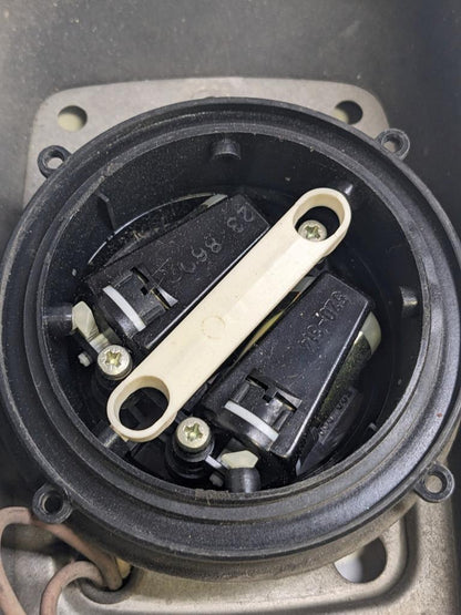 PORSCHE 944 INCOMPLETE EXTERIOR DOOR SIDE MIRROR FRAME 94473104101 #3 USED R25