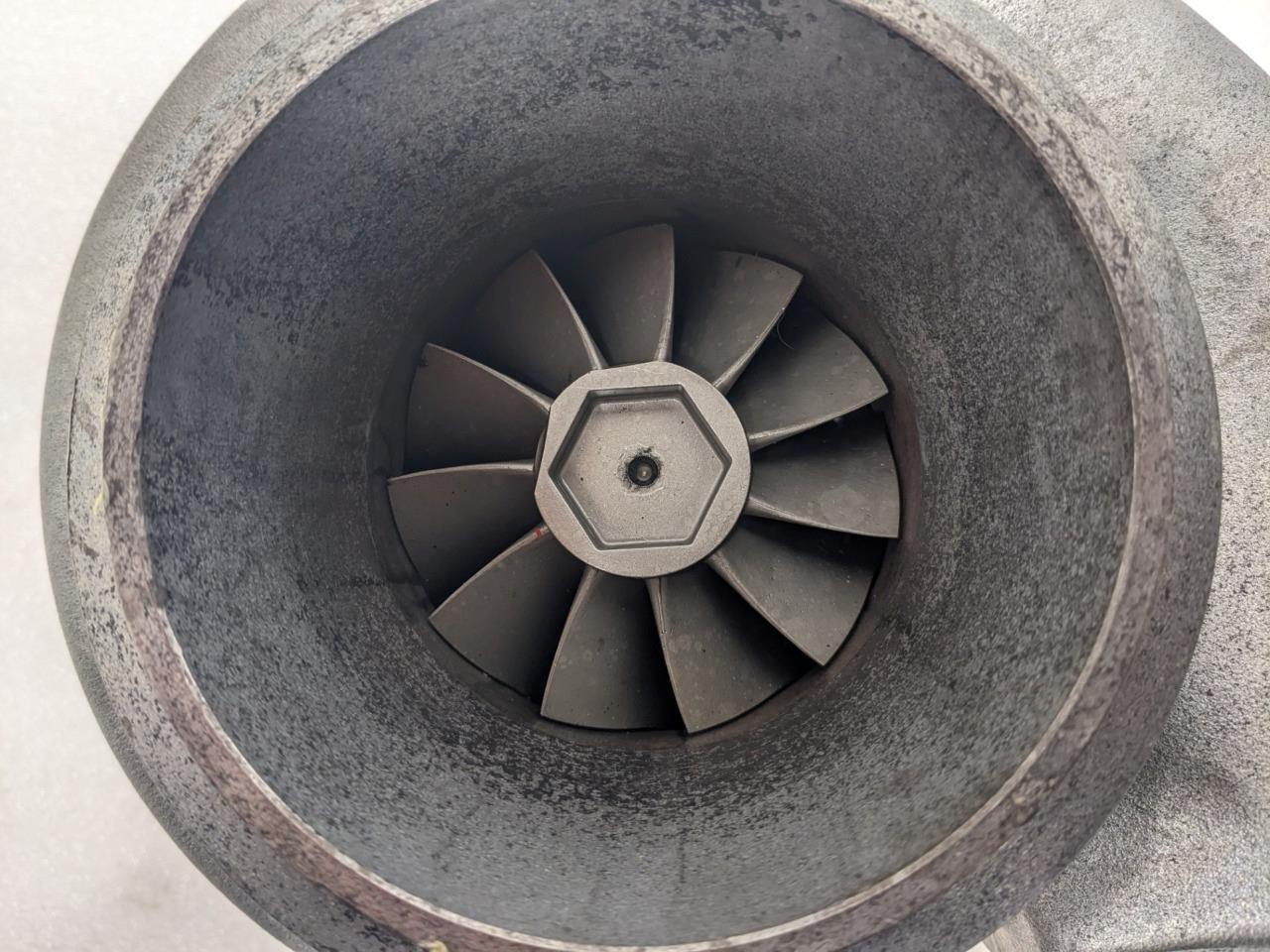 DETROUIT DIESEL R23515635 TURBOCHARGER FOR 12L S60 Engine NEW E1