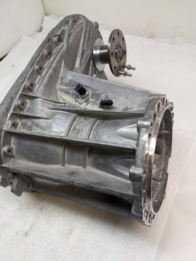 DAMAGED FORD GC347A195GA MANUAL SHIFT TRANSFER CASE ASSEMBLY FOR F350SD NEW B2