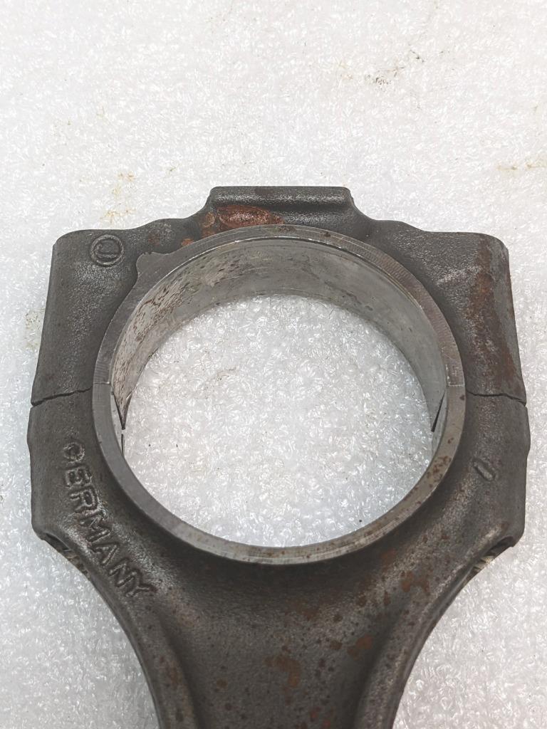 PORSCHE CAYENNE PISTON CONNECTING ROD #6 (CRACKED) 9461191R USED R24