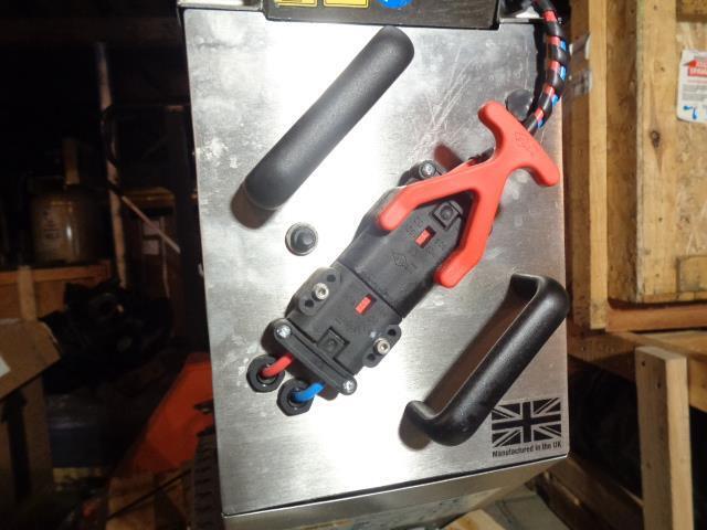 MASTERMOVER SM100+ SS SMARTMOVER STAINLESS STEEL ELECTRIC POWER TUGGER NEW B2