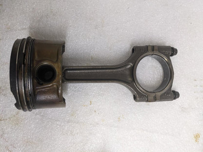 PORSCHE 996/911 CONNECTING PISTON RODS 9961031028R #4 USED 996BGL2T2