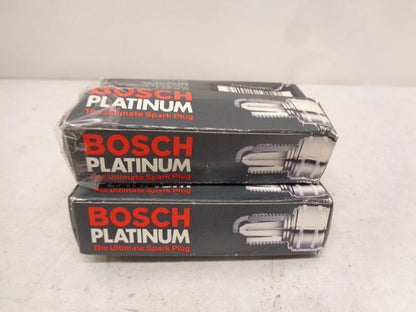 BRAND NEW BOSCH CHEVY GMC PONTIAC PLATINUM SPARK PLUG 4 PACK 6213 R13T3