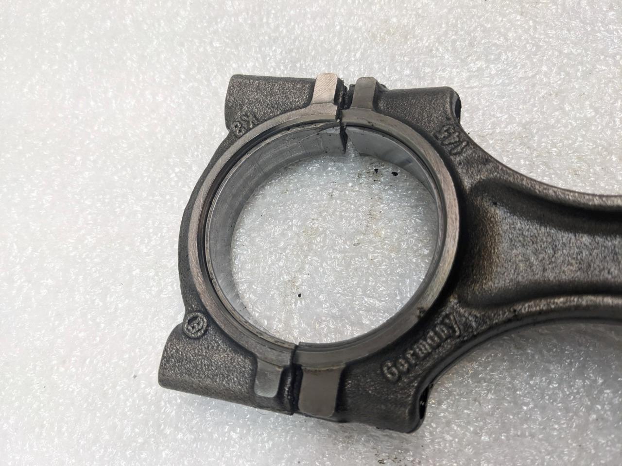 PORSCHE 986 BOXSTER 2.7L PISTON W/CONNECTING ROD #4 9961031028R USED 996GL2T1