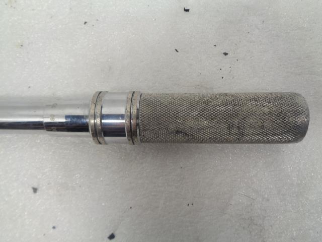 SNAP-ON 1/2" DRIVE SAE ADJUSTABLE CLICK-TYPE FIXED RACHET TORQUE WRENCH USED R22