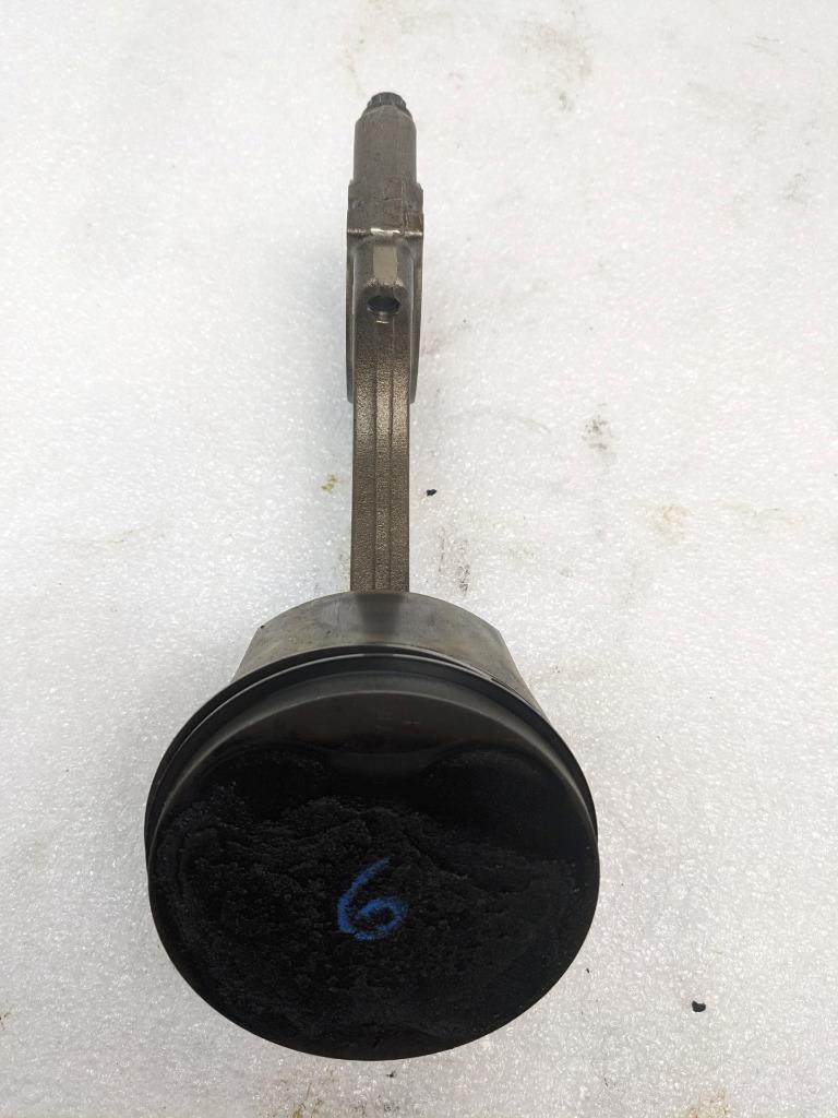 PORSCHE 911/996  CONNECTING PISTON ROD #6 9961031026R USED 996BGL2T2