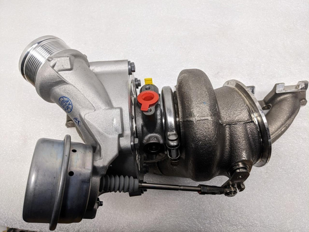 AUDI 07K145701N EXHAUST MANIFOLD TURBOCHARGER.FOR AUDI 2.5T ENGINE NEW E1