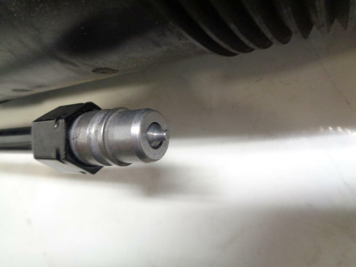 LIGHTLY USED GENUINE MERCEDES BENZ REAR RIGHT AIR SPRING STRUT A2303200438 R9