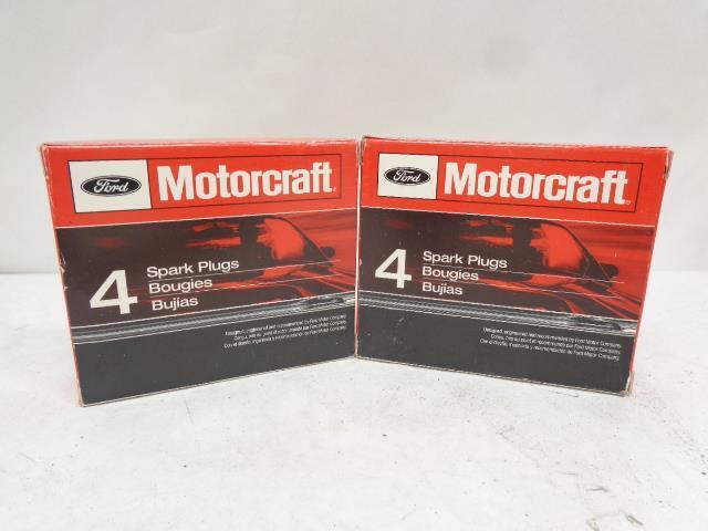 NEW MOTORCRAFT PLATINUM SPARK PLUG FOR CADILLAC 8 PACK SP-493 R13T1