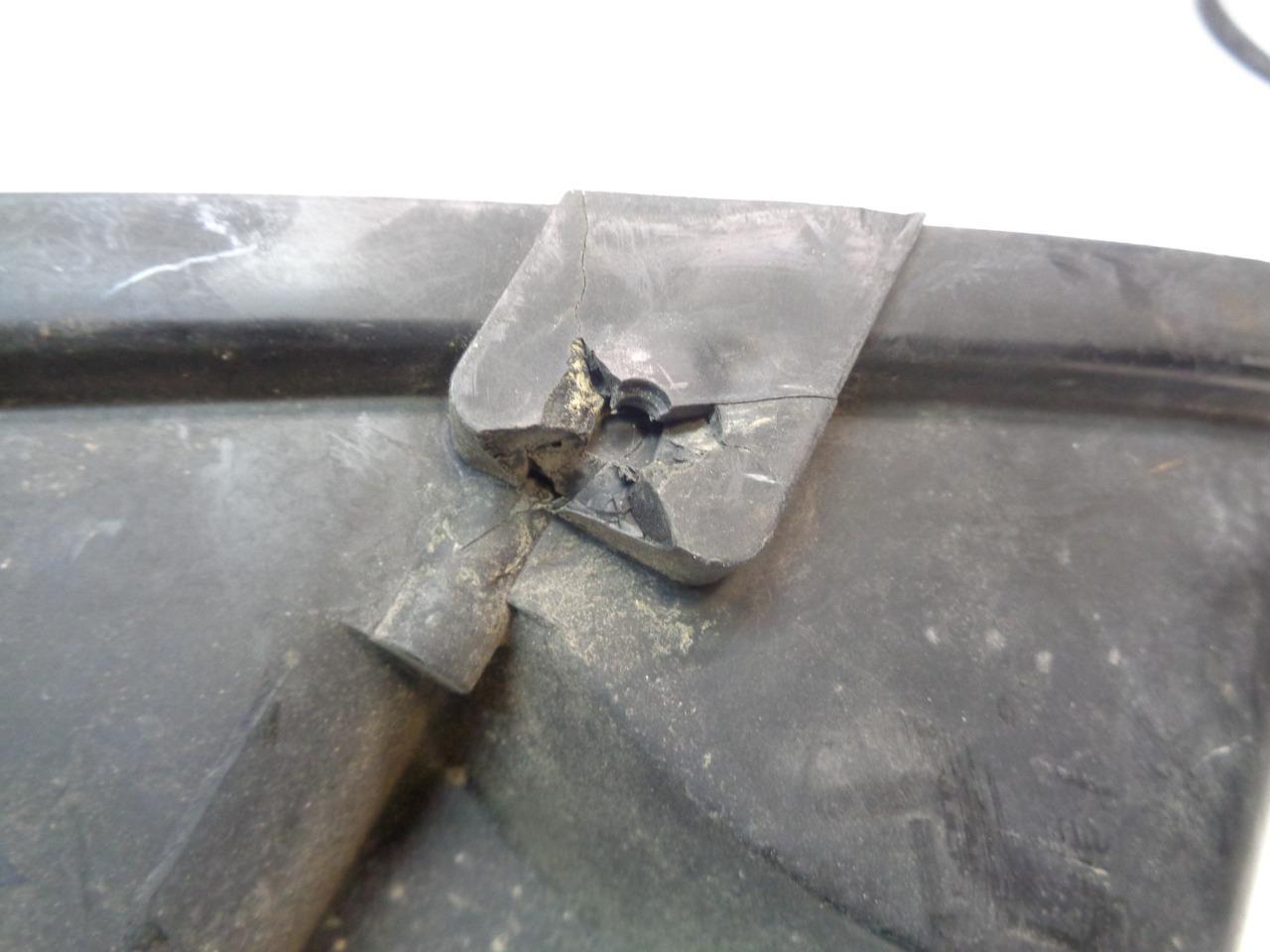 PORSCHE 77-86 TAIL LIGHT HOUSING LEFT SIDE NOPN R21T4