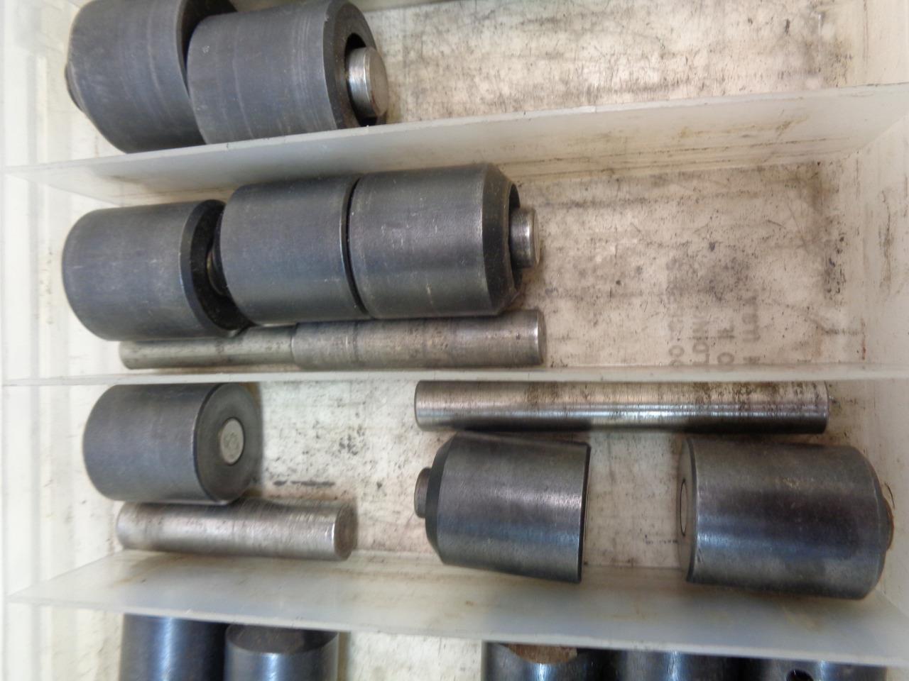 1 USED COMPTECH MISC. SWAGING 22 PC TOOL KIT R22T7