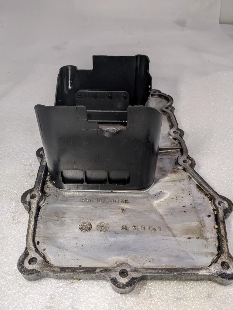 PORSCHE 987 BOXSTER ENGINE OIL SUMP PLATE/PAN  9961073108R USED 996B.G.L.