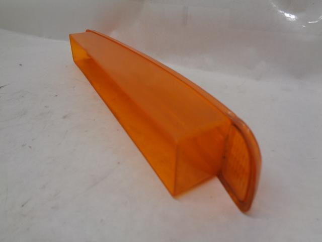 Porsche 944 (951) Turn Signal Lens Front right 951 631 161 01 USED OEM R25T1
