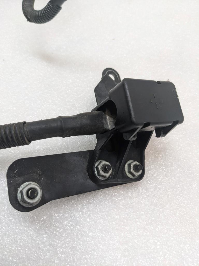 2002 996/911 PORSCHE BATTERY CABLE HARNESS WIRE JUNCTION 99661120300 996BGL2T2