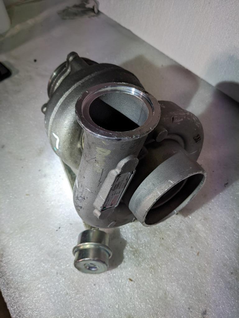 CUMMINS HOLSET 33LB TURBOCHARGER FOR CUMMINS PEGASUS HX40W E2