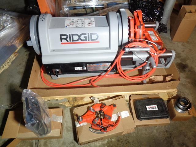 RIDGID 1224 PIPE THREADING MACHINE WITH 1/4"-2" UNIVERSAL DIE HEAD NEW B2
