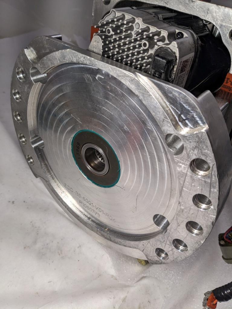 BERT HEAVY DUTY STAINLESS STEEL TRANSMISSSION B6192 P1060773 31-SPLINE USED B2