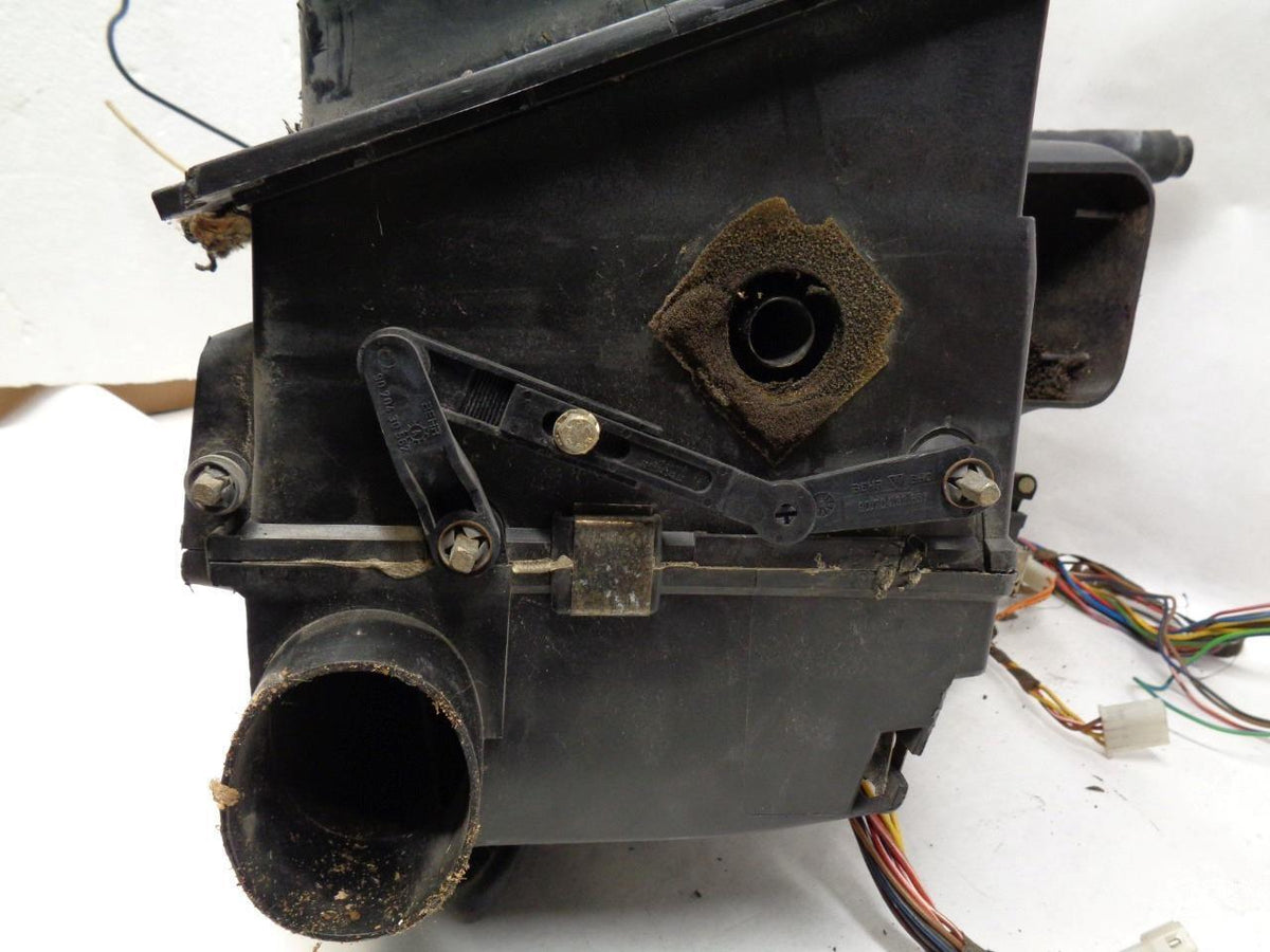 Porsche 928 HVAC Unit Complete Fits Late Model 928 USED GENUINE R25