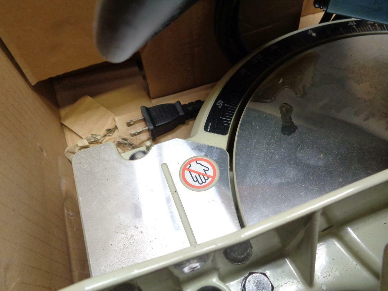 NEW MAKITA LS1040 10" COMPOUND MITER SAW 15 AMP MOTOR 4,600 RPM BSR