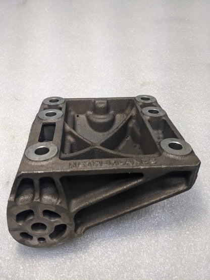 PORSCHE CAYENNE ENGINE HOLDER RIGHT 9481152012R USED R25