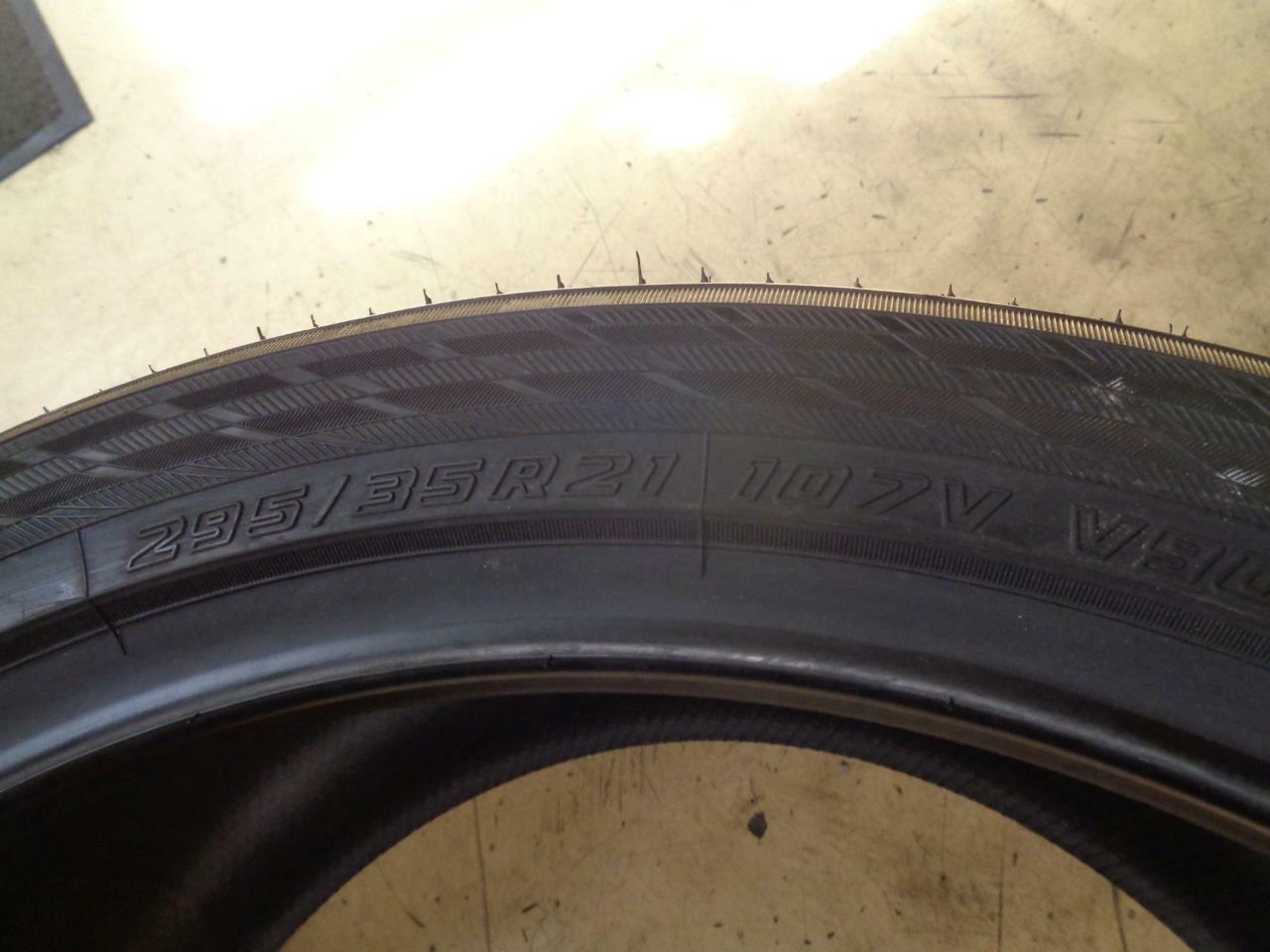 1 NEW TIRE YOKOHAMA BLUEARTH WINTER V905 P 295 35 21 107V XL 74027