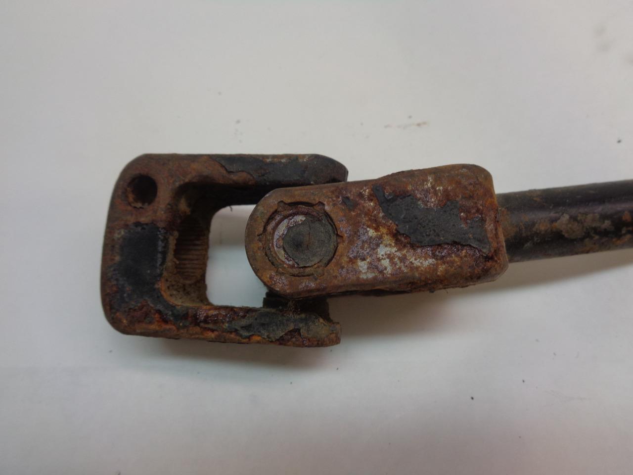 Porsche 944 Intermediate Power Steering Shaft 944 347 027 02 USED GENUINE R24T2