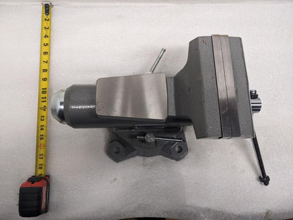 WILTON Mechanics Pro Vise 8” Jaw Width 8-1/2" Jaw Opening 360 Swivel Base B2 NEW