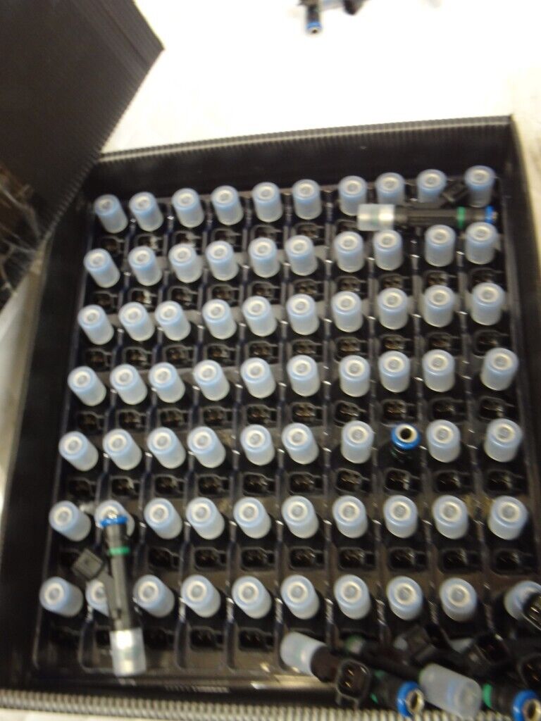 NEW BOSCH 0 280 158 174 FUEL INJECTOR 9L3E-9F593-B5A LINCOLN NAVIGATOR R13