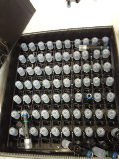 NEW BOSCH 0 280 158 174 FUEL INJECTOR 9L3E-9F593-B5A LINCOLN NAVIGATOR R13