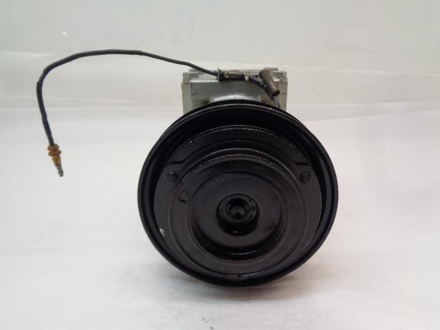 REMAN UNKNOWN BRAND AC COMPRESSOR UNKNOWN FITMENT R3T1